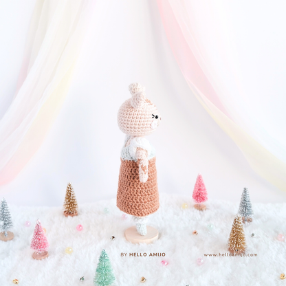 Penny the Giraffe Amigurumi Crochet Pattern PDF