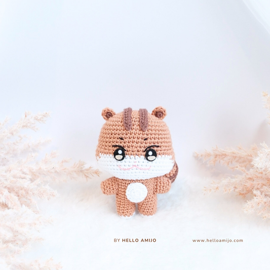 Lovely Squirrel Amigurumi Crochet Pattern PDF