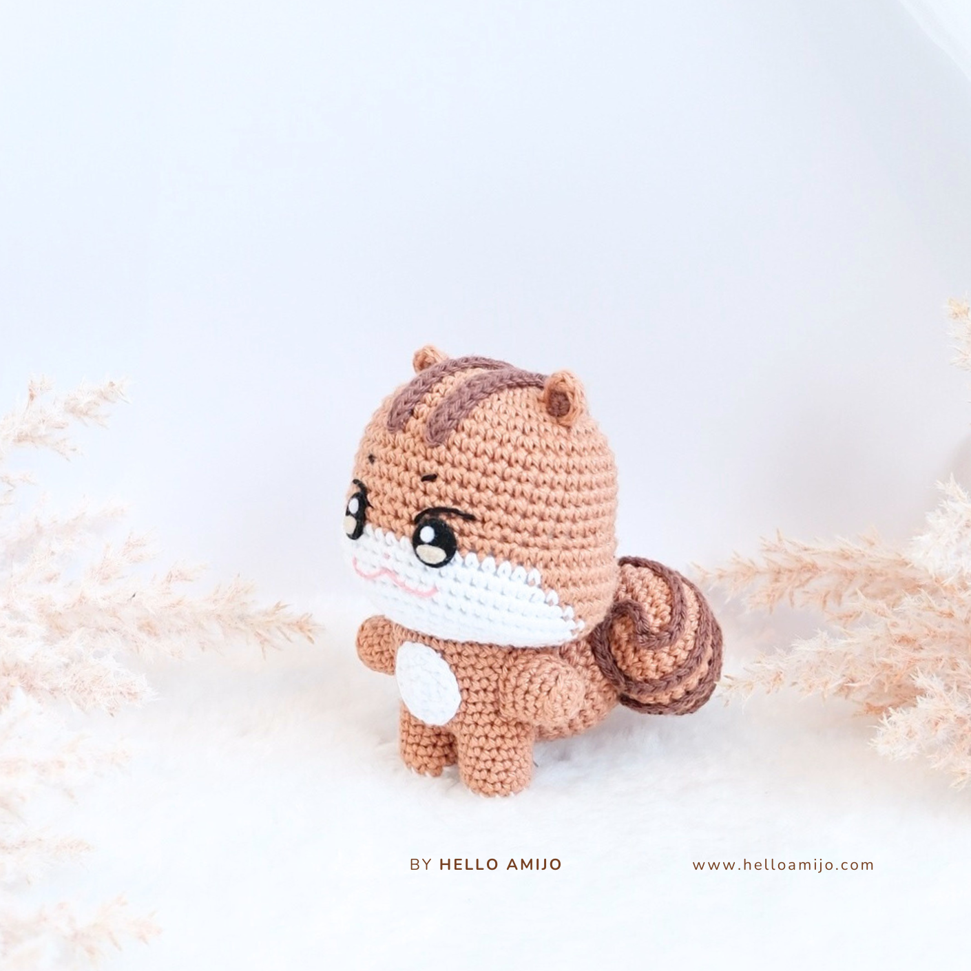 Lovely Squirrel Amigurumi Crochet Pattern PDF